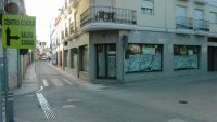 señal en el cruce de la calle La Haba y el parque de la Constitución