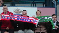 aficionados de uno y otro equipo