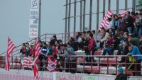 público en el derby