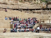 escolares en el teatro romano de Medellín