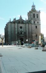 obras de la plaza de España de Villanueva