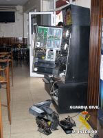 maquina reventada en un restaurante