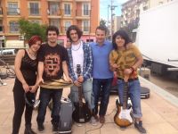 el concejal de cultura, con músicos del festival