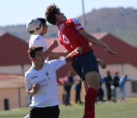 jose pedro, en una acción futbolística