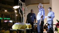 pesaje en el concurso de sandías y melones de Villanueva
