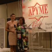 Monserrat Ramos, mejor emprendedora 2015