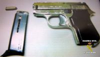 pistola intervenida