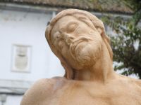 detalle de la fuente de la plaza de Don Benito