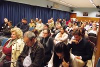 lleno en el centro educativo municipal
