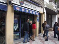ambiente en el exterior de la administración