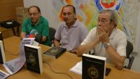 El edil Manuel Núñez y los investigadores