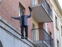 el asombroso hombre flotante
