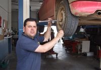 lorenzo garrido en su taller