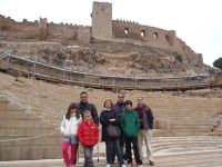 visitantes del teatro romano de Medellin