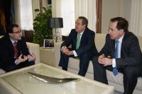 alcalde de villanueva y antonio huertas