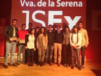 foto de Juventudes Socialistas con concejales y el alcalde