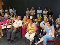asistentes al acto de entrega