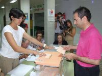 manzano votando